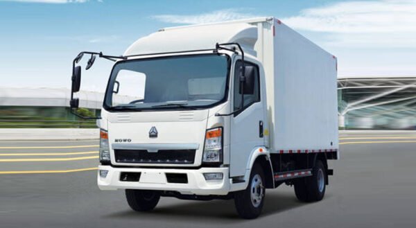 Howo Refrigerator Cargo Truck - Image 2