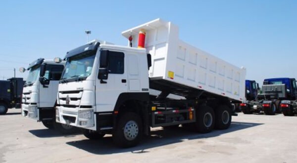 Howo 6X4 Dump Truck - Image 4
