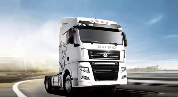 Howo 4X2 Tractor Truck - Image 4