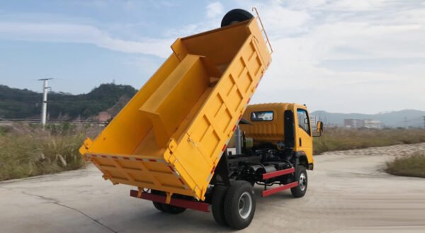 Howo Light Duty Tipper Truck - Image 3