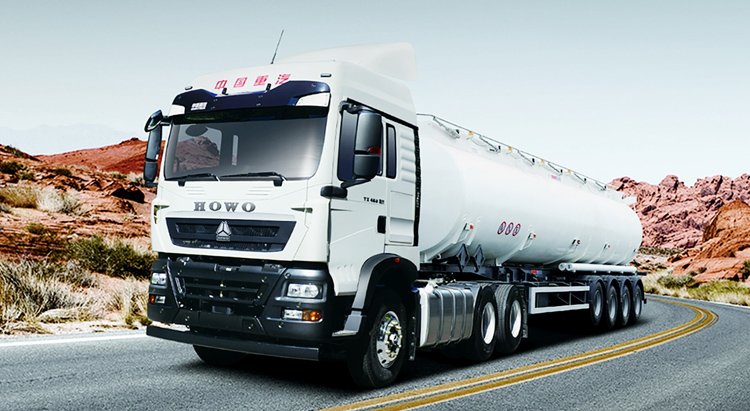 howo-oil-tanker-2